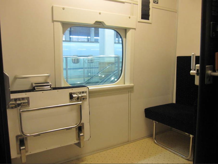 九州つばめ車いすで一人旅！座席と個室と鍵とスペース！